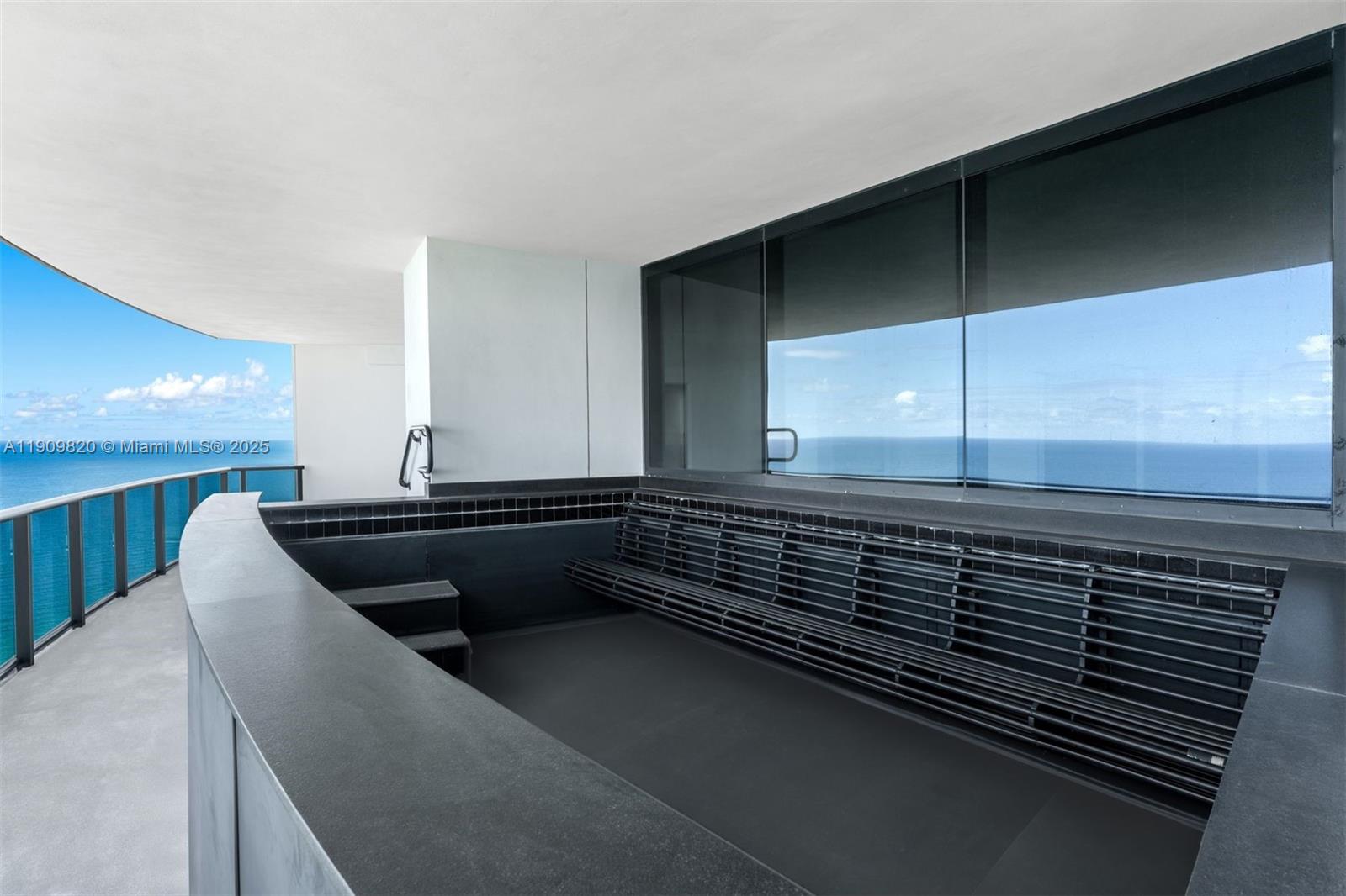 Porsche Tower - Residential