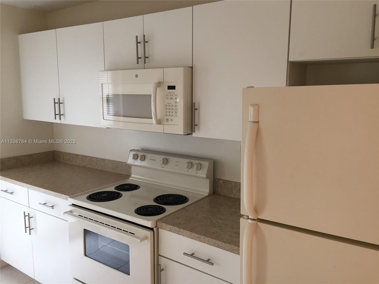 SPANISH TRACE CONDO - Residential Lease