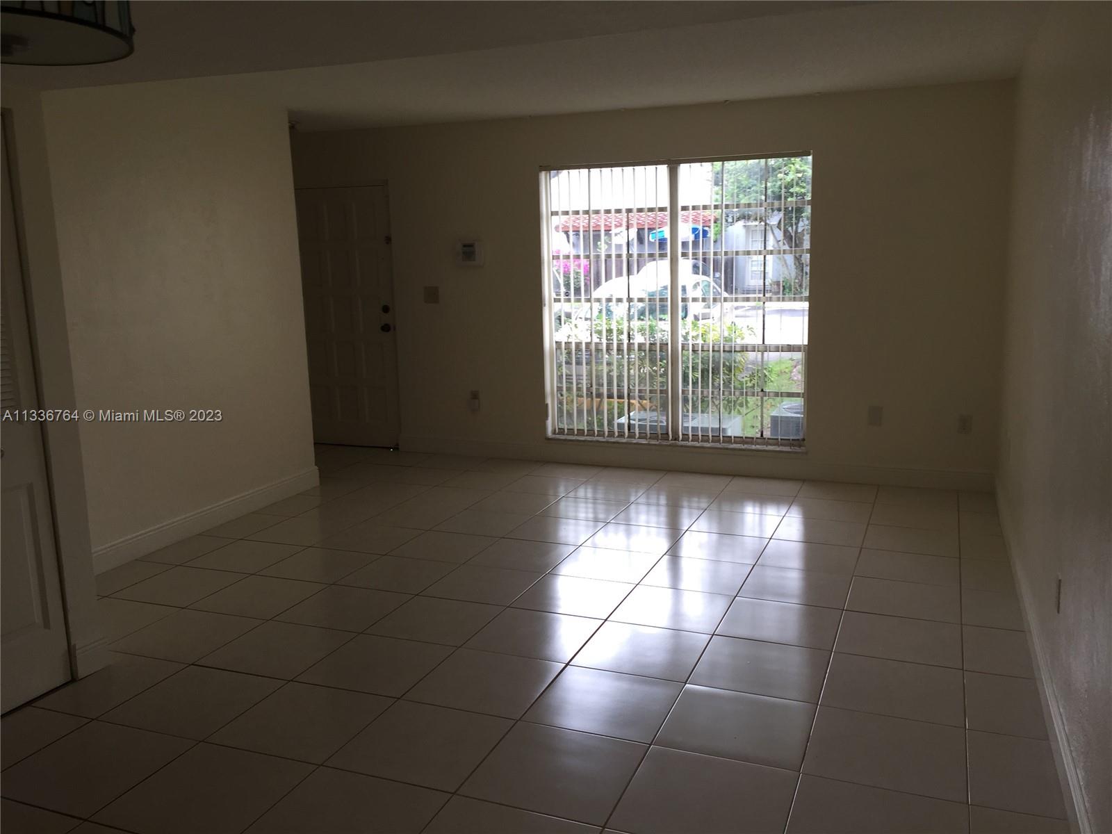 SPANISH TRACE CONDO - Residential Lease