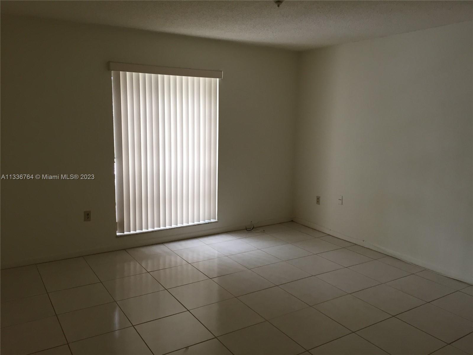 SPANISH TRACE CONDO - Residential Lease