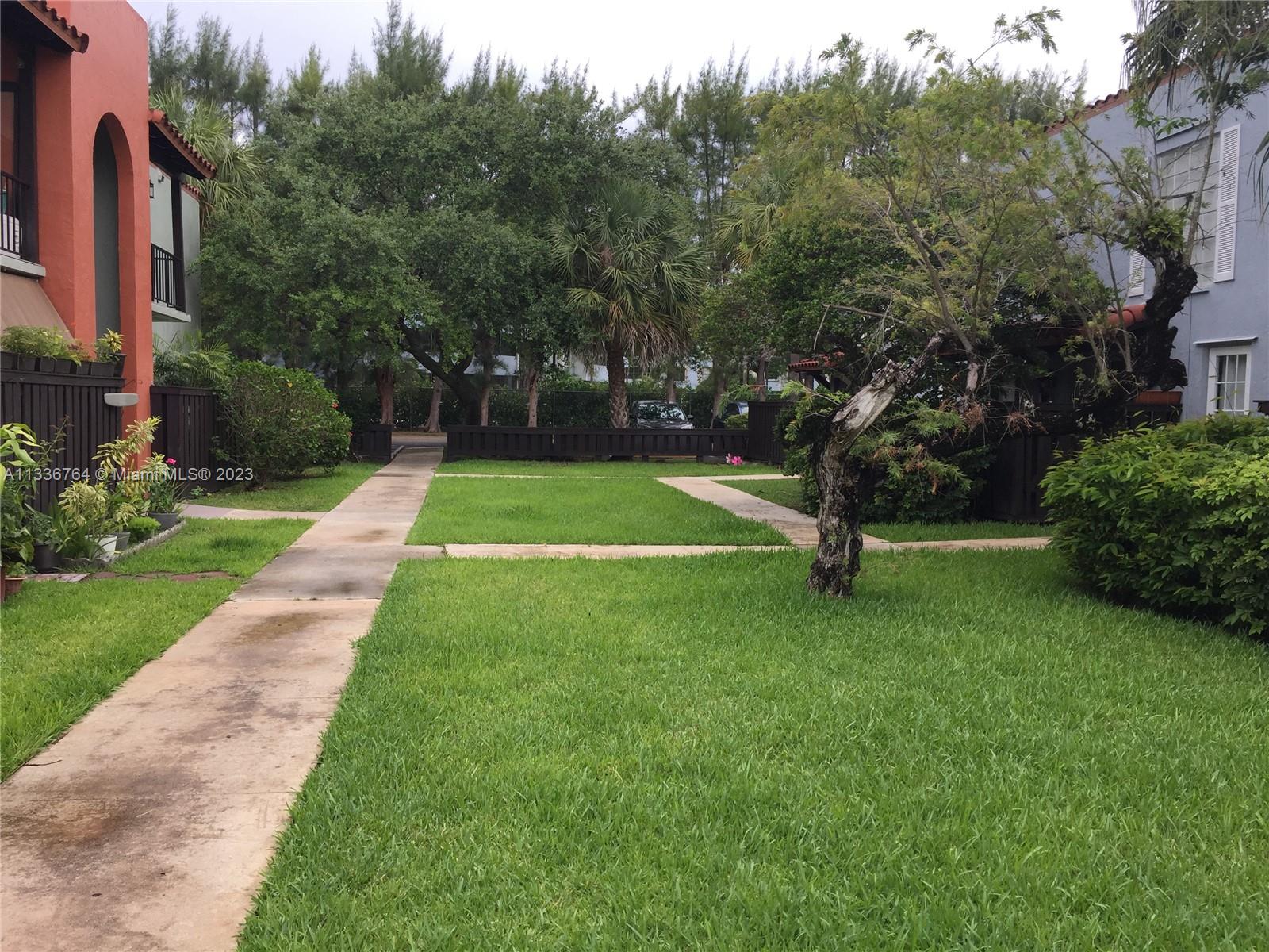 SPANISH TRACE CONDO - Residential Lease