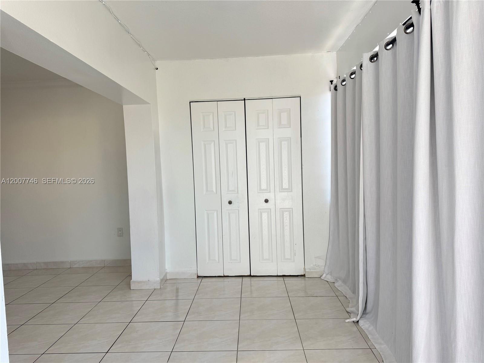 PALM-EAST GARDENS CONDO - Residential