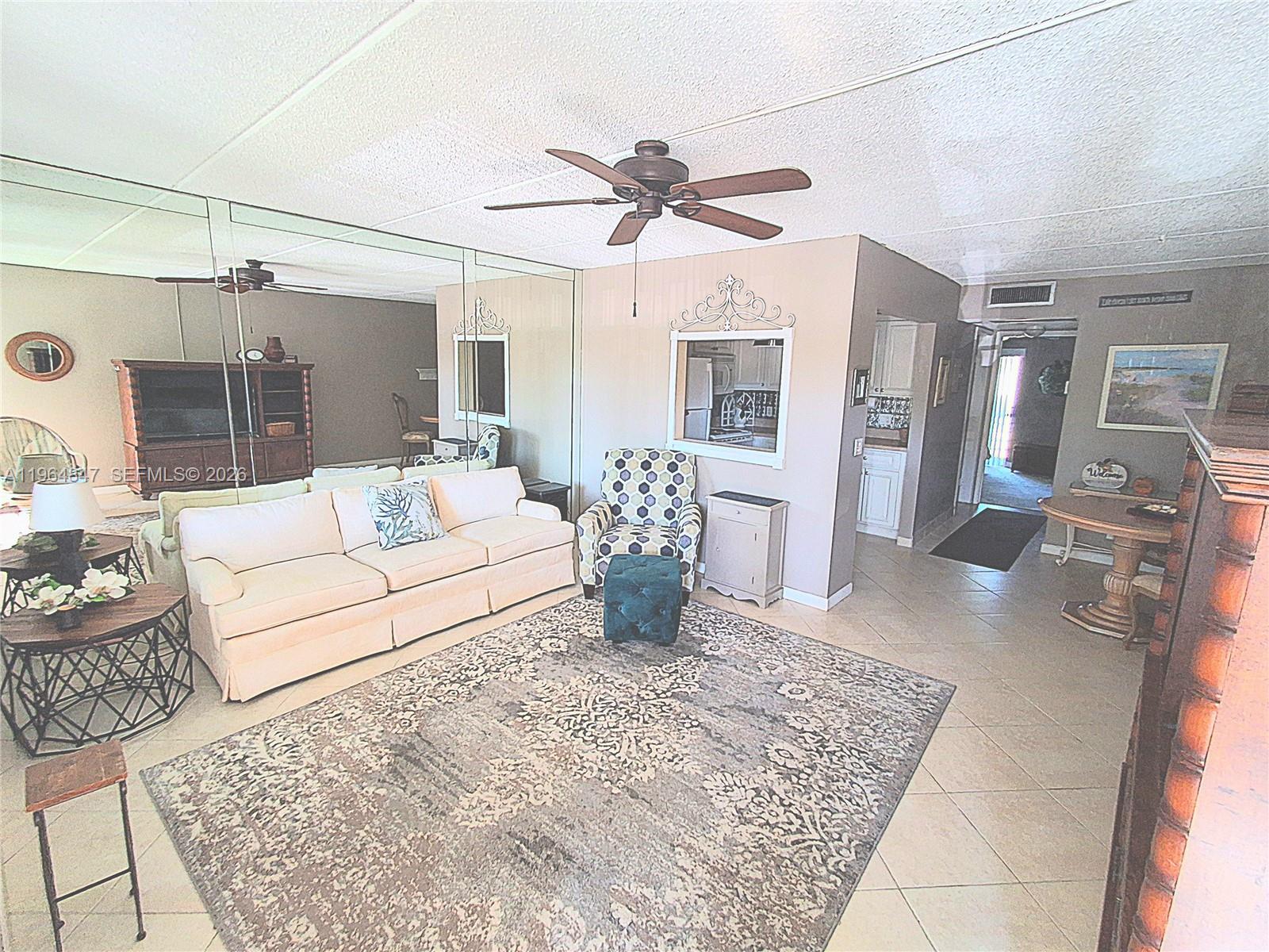 REGAL PALMS VICTORIA COND - Residential
