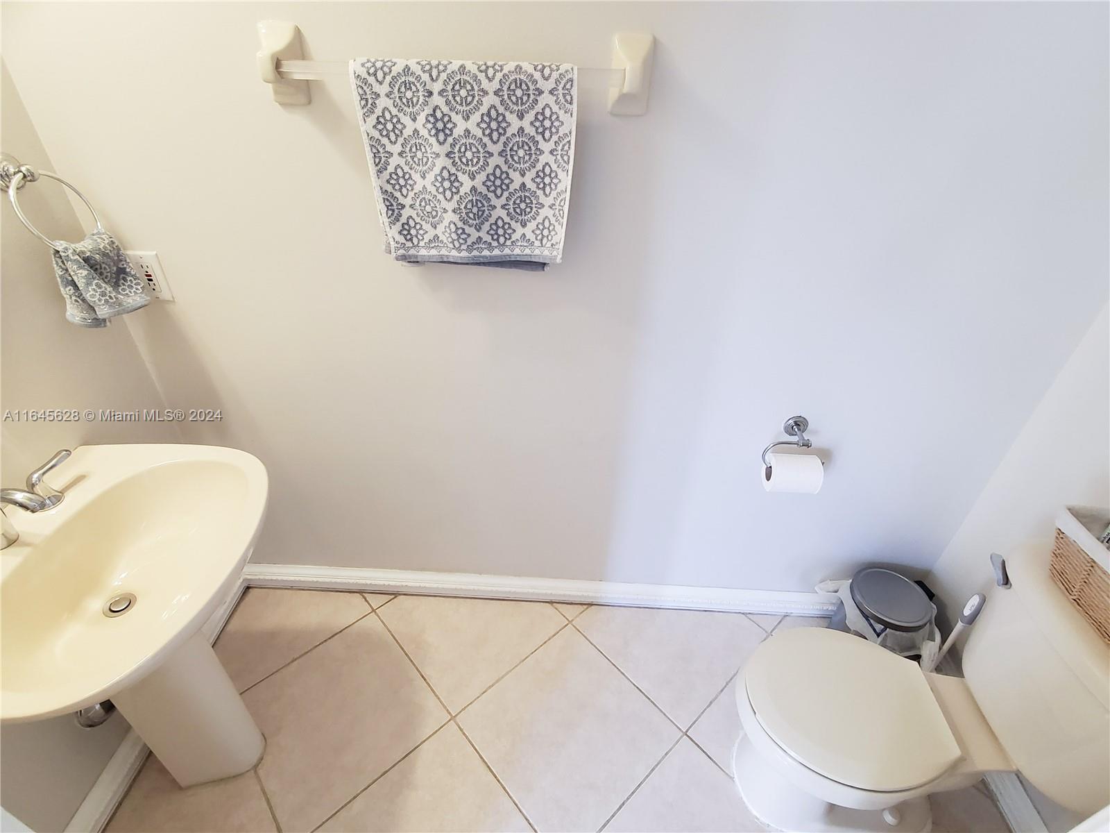 SILVER SHORES (PARCELS A - Residential Lease