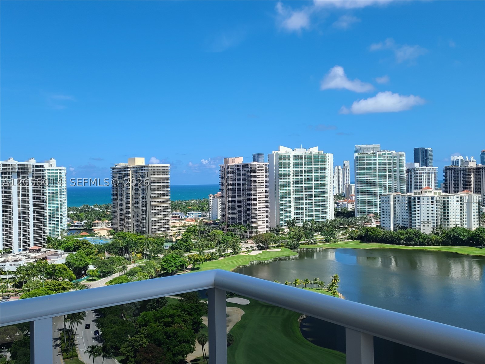 Renovated 2 bedroom 2 bathroom unit centrally located near Aventura Mall, restaurants, minutes to the beach; plenty of lovely walking areas in this exclusive paradise. Gorgeous views of the ocean, lagoon, and Turnberry golf course from the large balcony. Upgraded modern bathrooms and lighting, spacious walk-in closets. Full amenities building with security, concierge, pool, jacuzzi, billiards, library. Must see unit.
