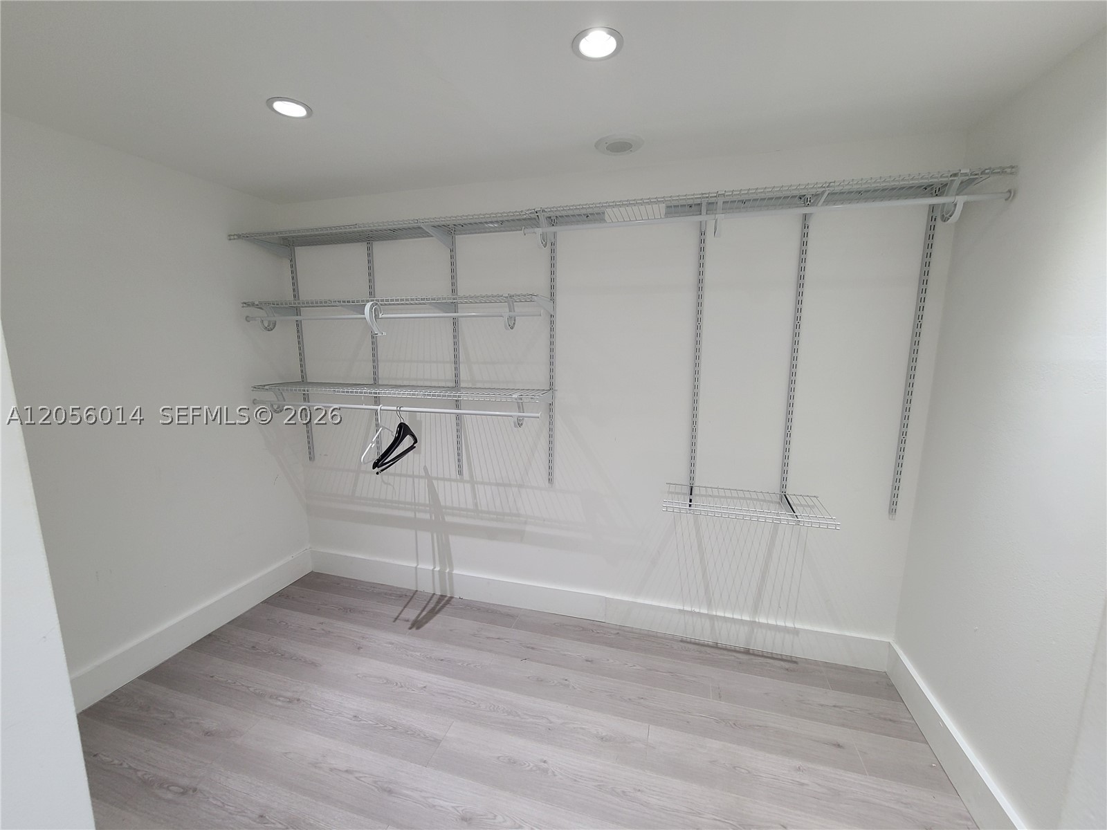 AVENTURA ELDORADO CONDO - Residential