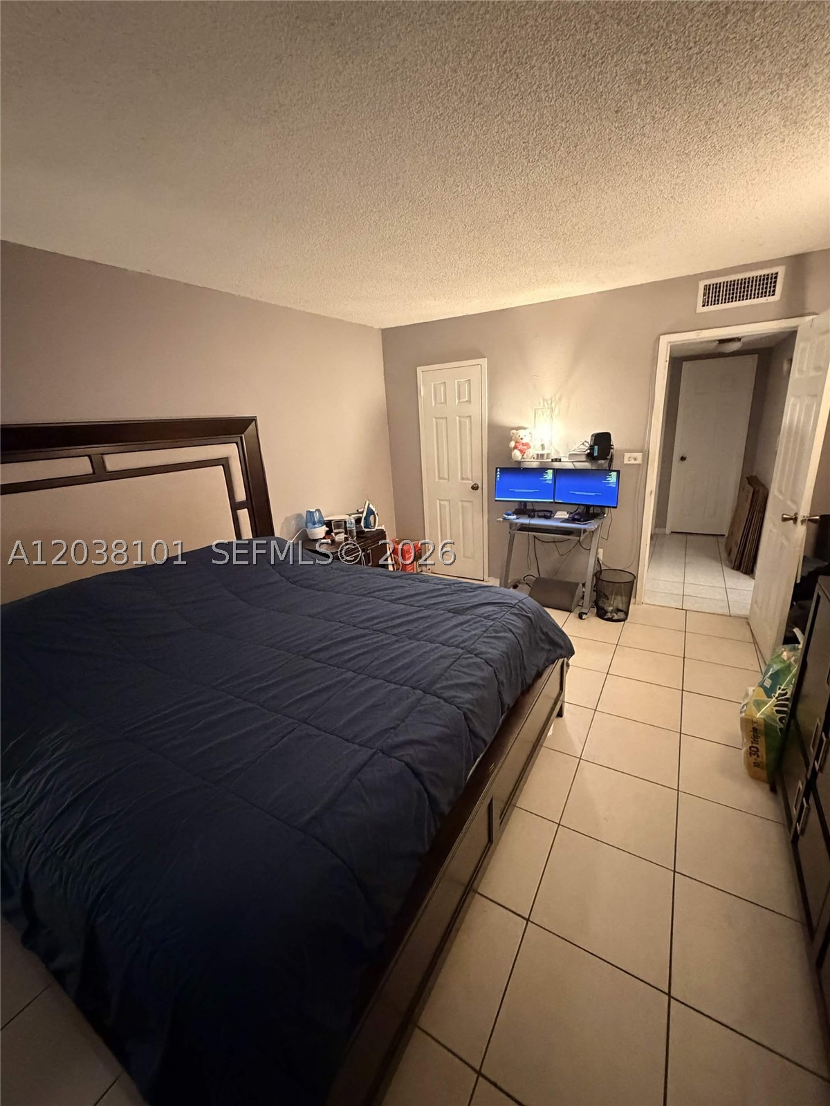 PUERTA DEL SOL CONDO - Residential Lease