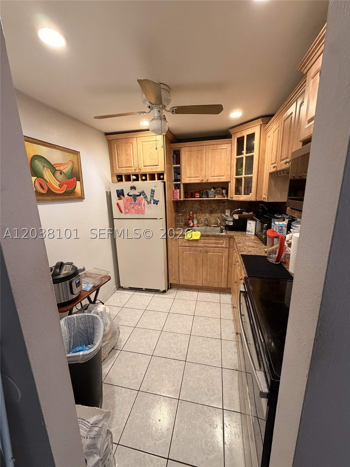 PUERTA DEL SOL CONDO - Residential Lease