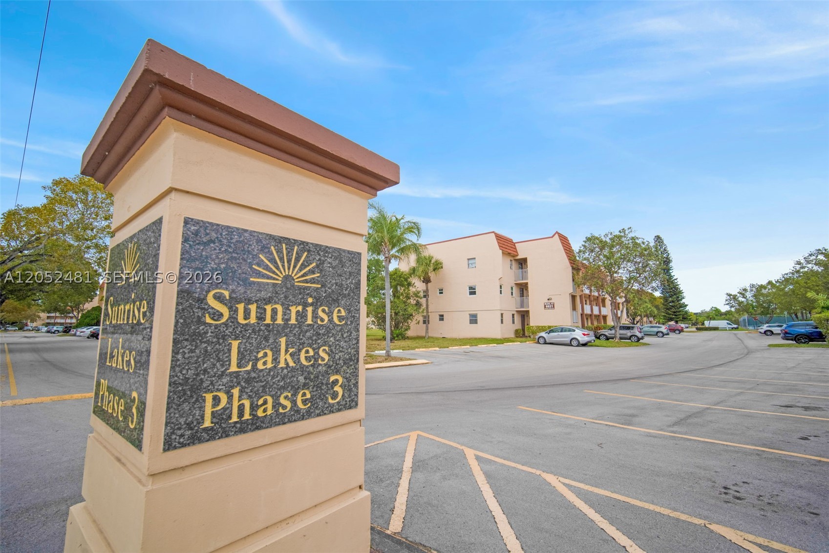 SUNRISE LAKES 76 CONDO - Residential