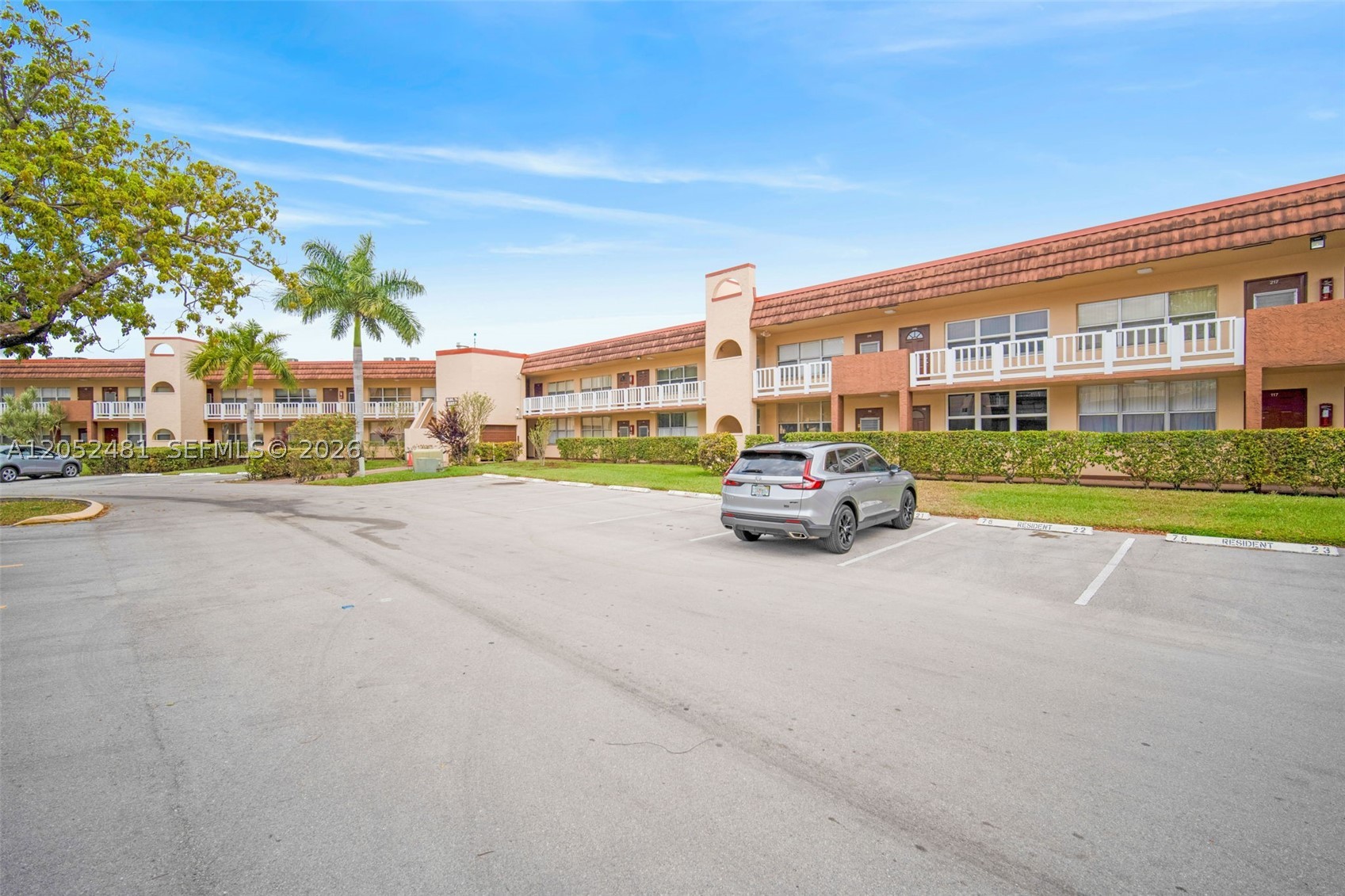 SUNRISE LAKES 76 CONDO - Residential