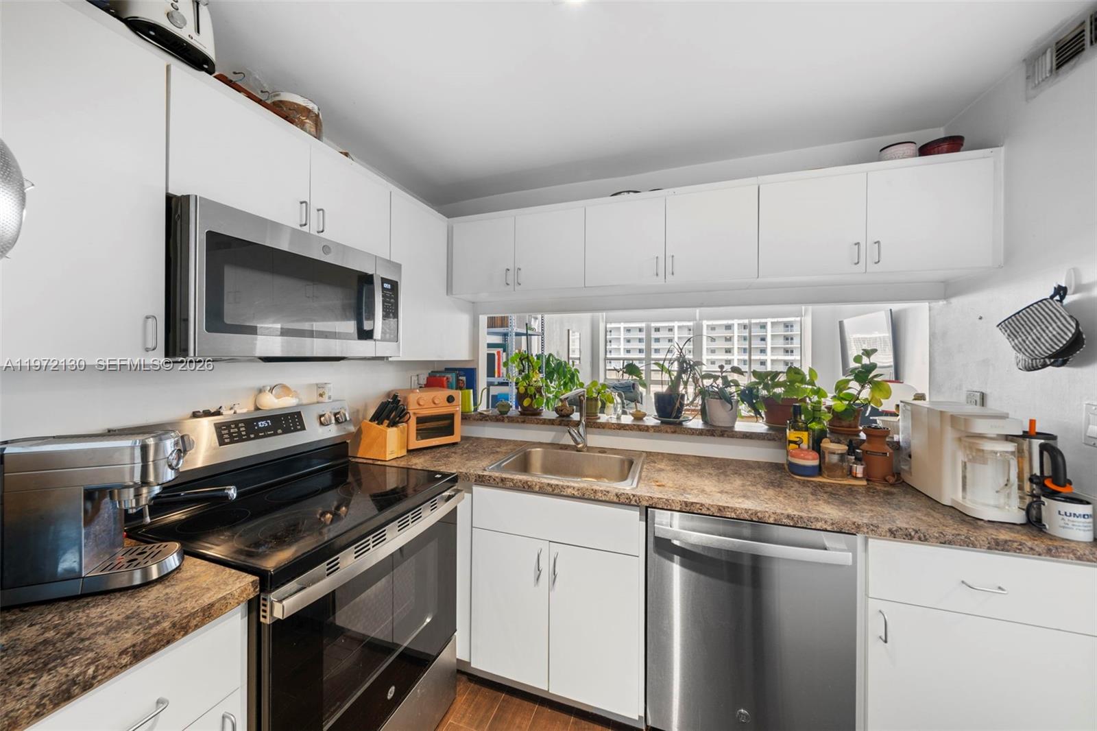 CHARTER CLUB CONDO - Residential