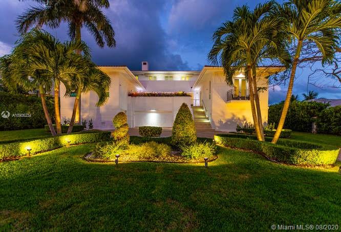 SUNRISE HARBOUR REV PL - Residential