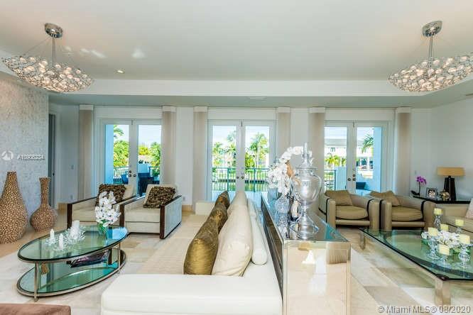 SUNRISE HARBOUR REV PL - Residential