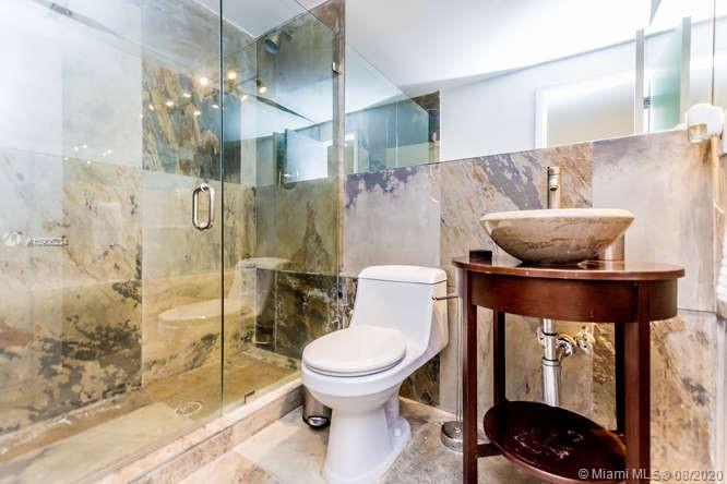 SUNRISE HARBOUR REV PL - Residential