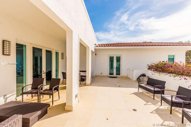 SUNRISE HARBOUR REV PL - Residential