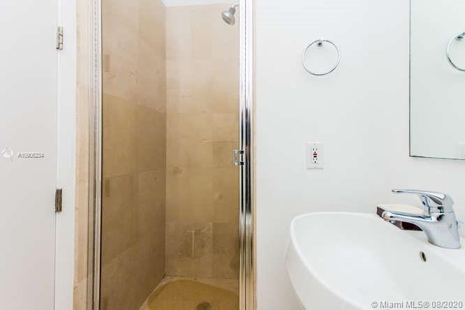 SUNRISE HARBOUR REV PL - Residential