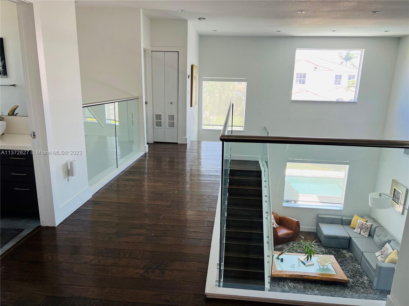 GOLDVUE ESTATES - Residential Lease