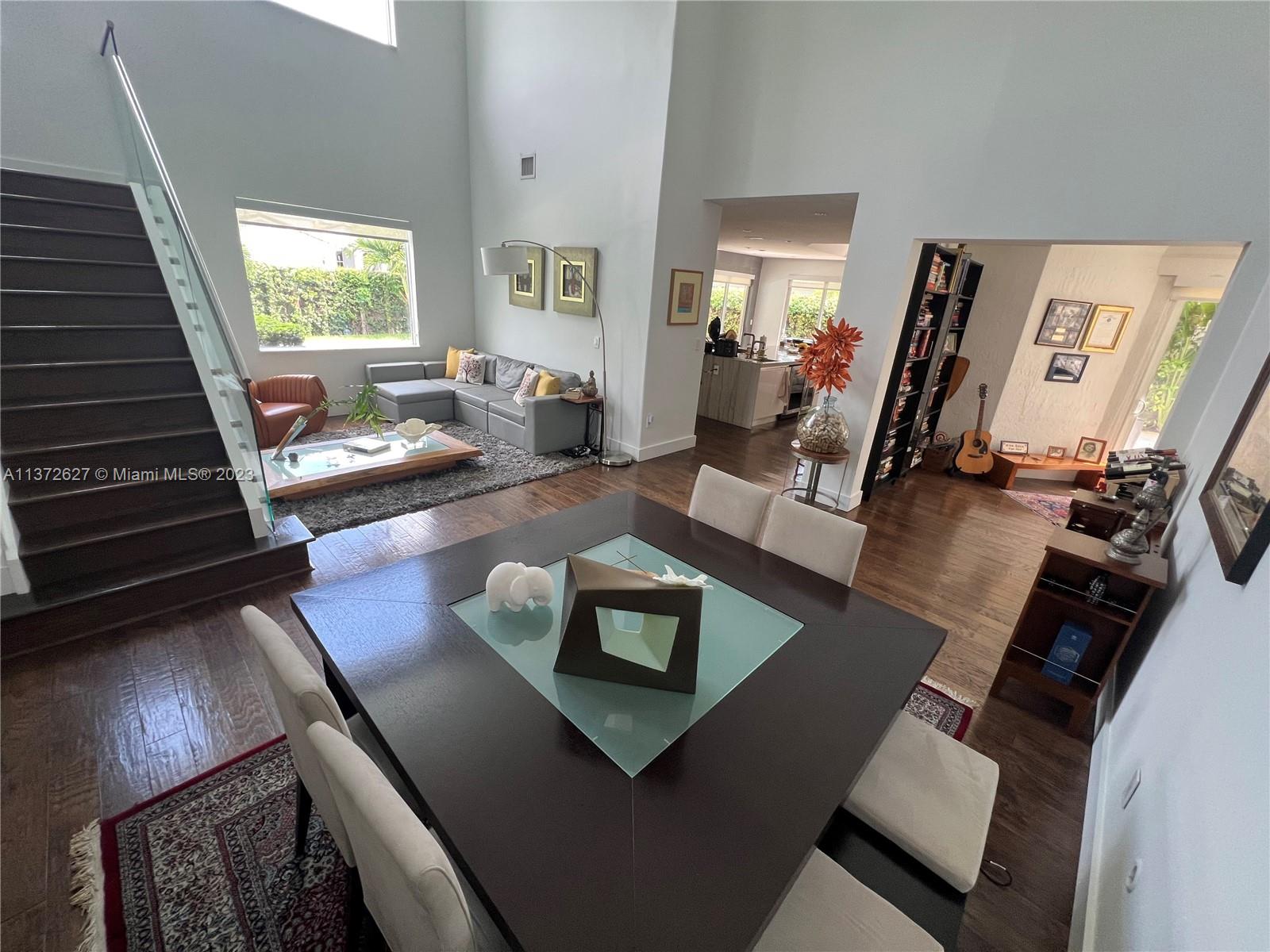 GOLDVUE ESTATES - Residential Lease