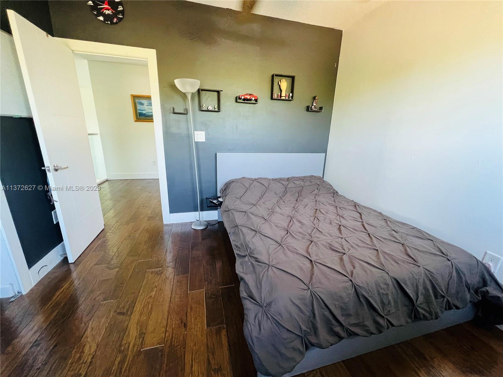 GOLDVUE ESTATES - Residential Lease