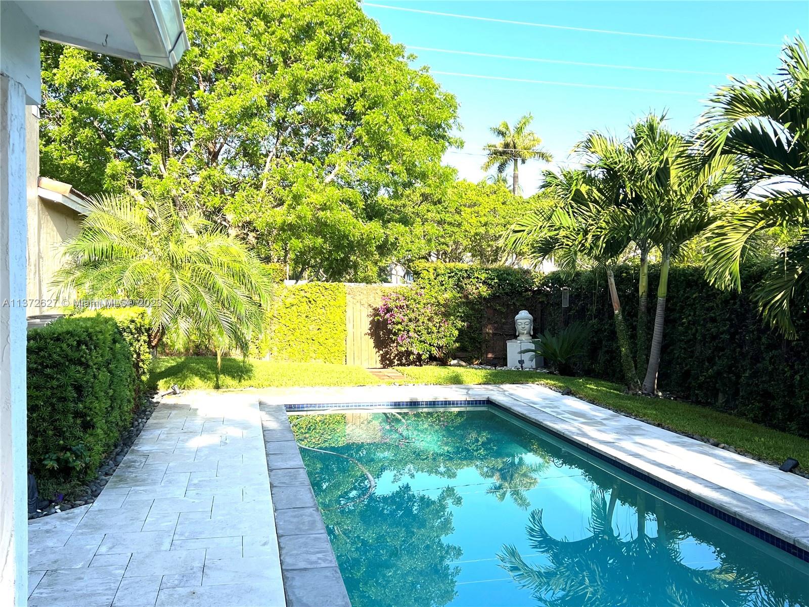 GOLDVUE ESTATES - Residential Lease