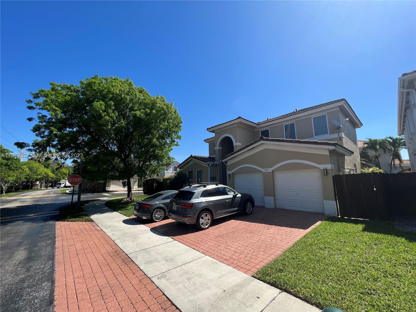 GOLDVUE ESTATES - Residential Lease