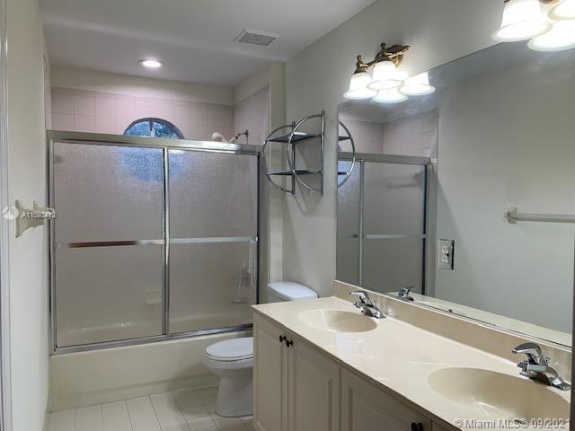 SILVER SHORES (PARCELS A - Residential