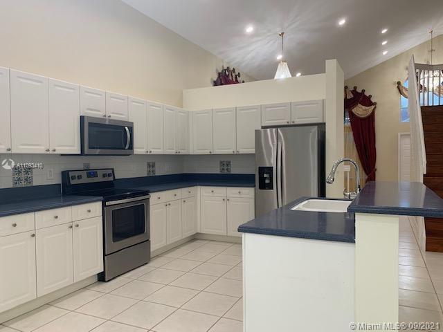 SILVER SHORES (PARCELS A - Residential
