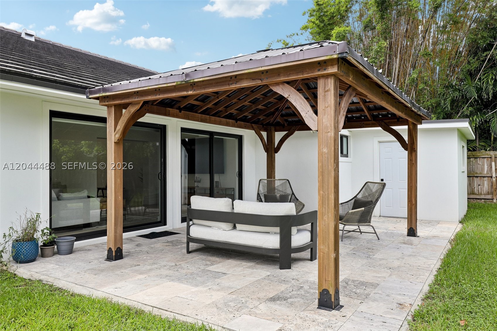 BISMARK SUB - Residential