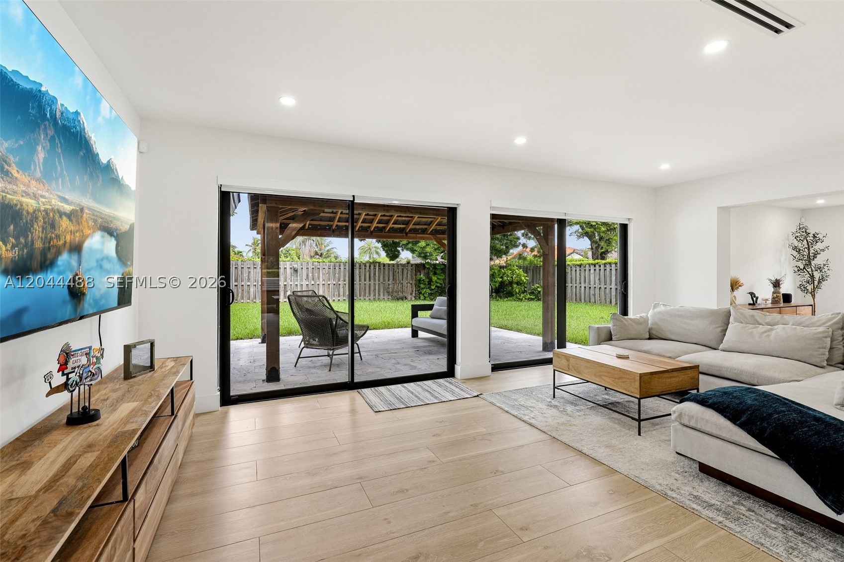 BISMARK SUB - Residential