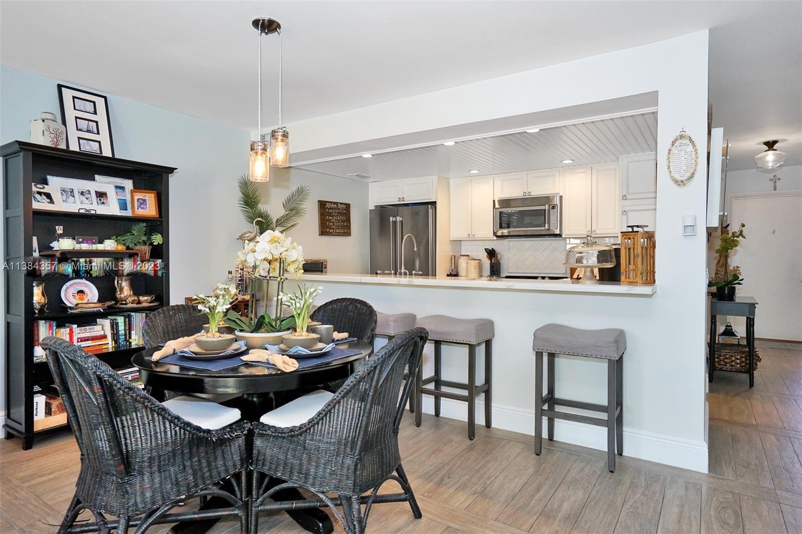 PEMBROKE LAKES SECTION SE - Residential Lease