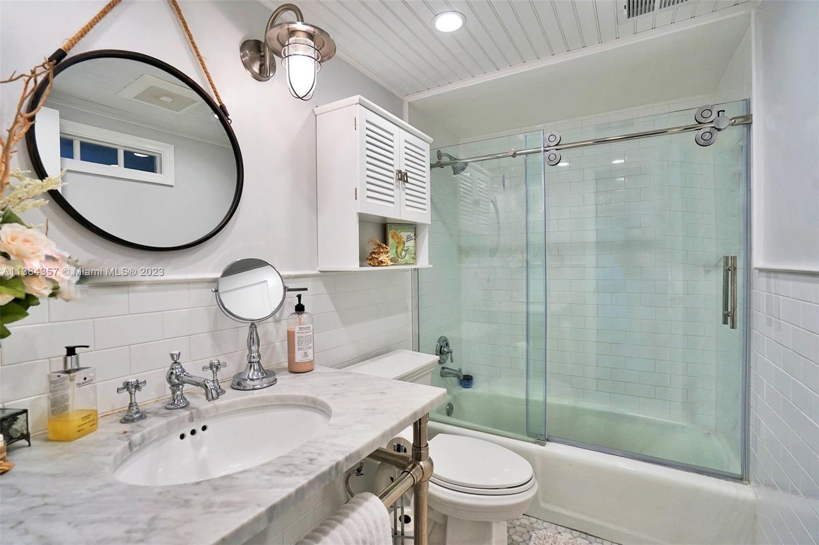 PEMBROKE LAKES SECTION SE - Residential Lease
