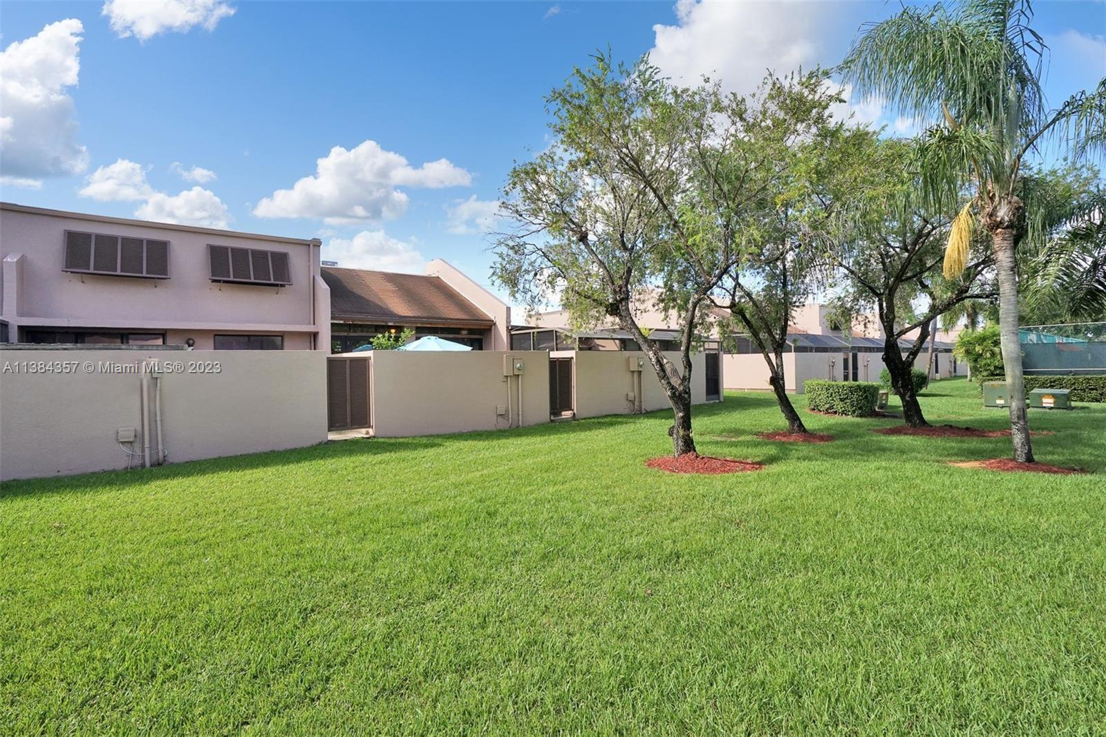 PEMBROKE LAKES SECTION SE - Residential Lease