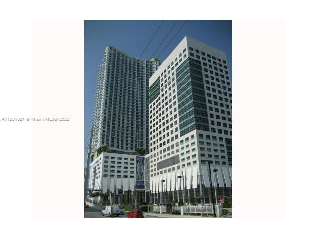 LATITUDE ON THE RIVER - Residential Lease