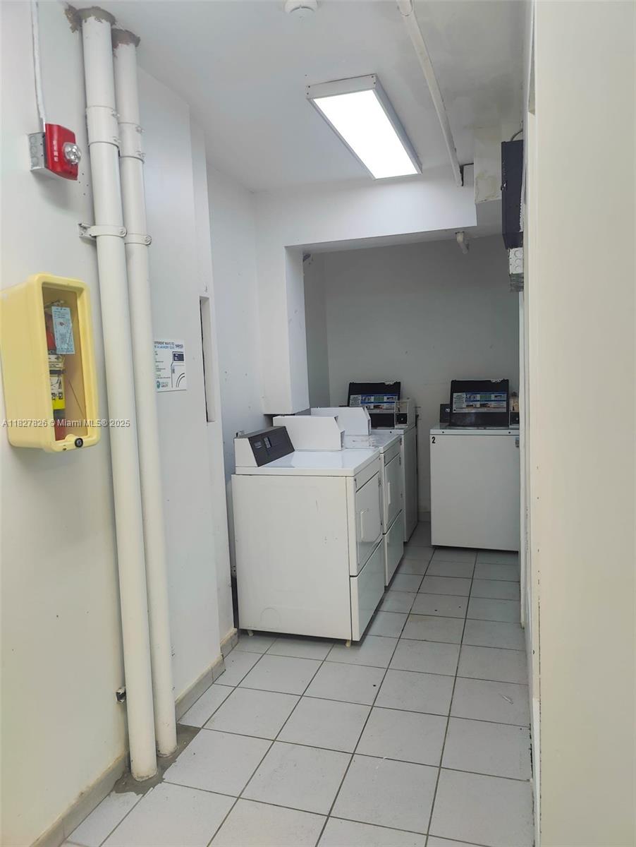 THE CASABLANCA CONDO - Residential Lease