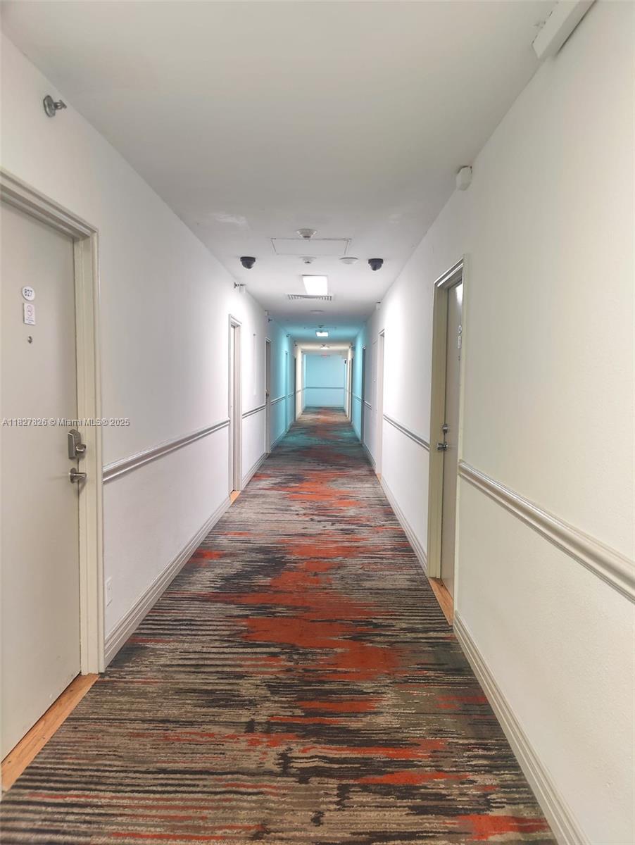 THE CASABLANCA CONDO - Residential Lease