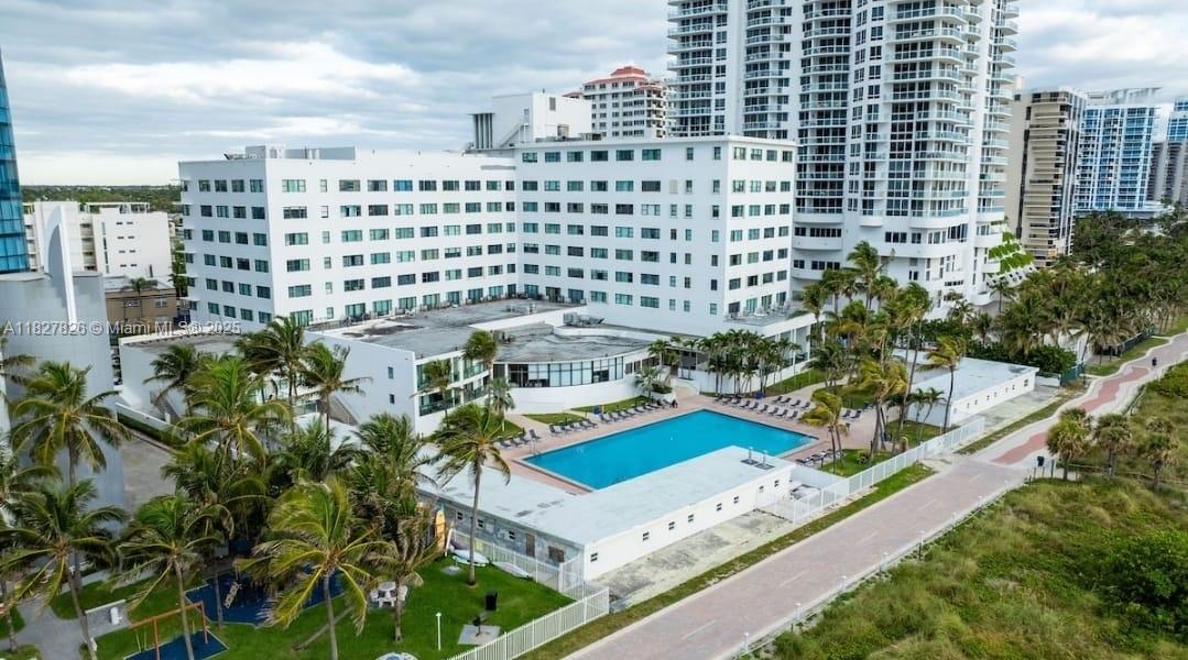 THE CASABLANCA CONDO - Residential Lease