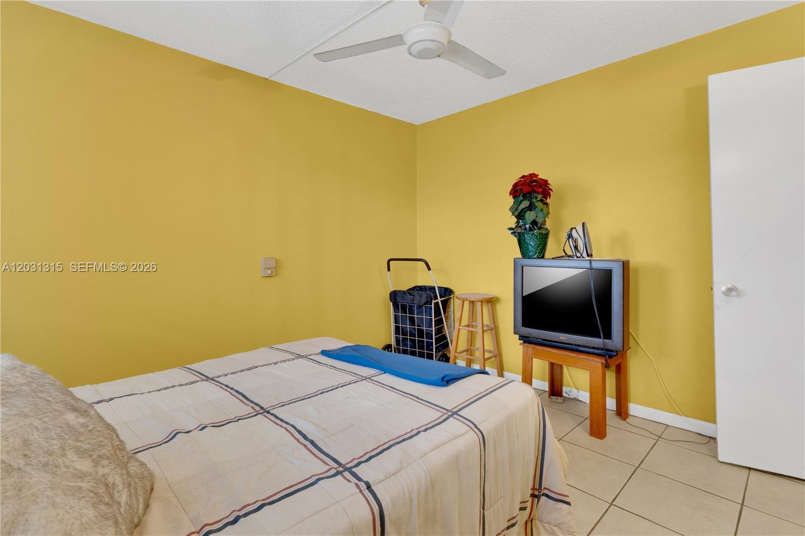 TALLWOOD WEST CONDO - Residential