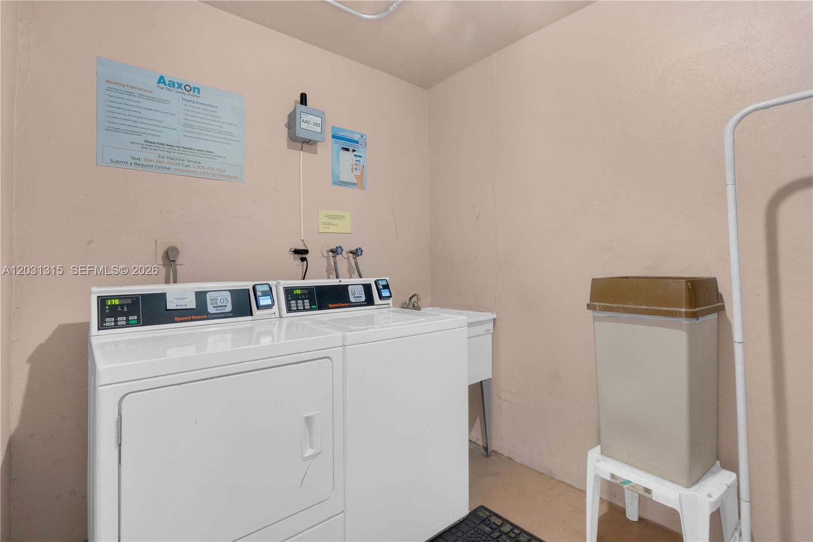 TALLWOOD WEST CONDO - Residential