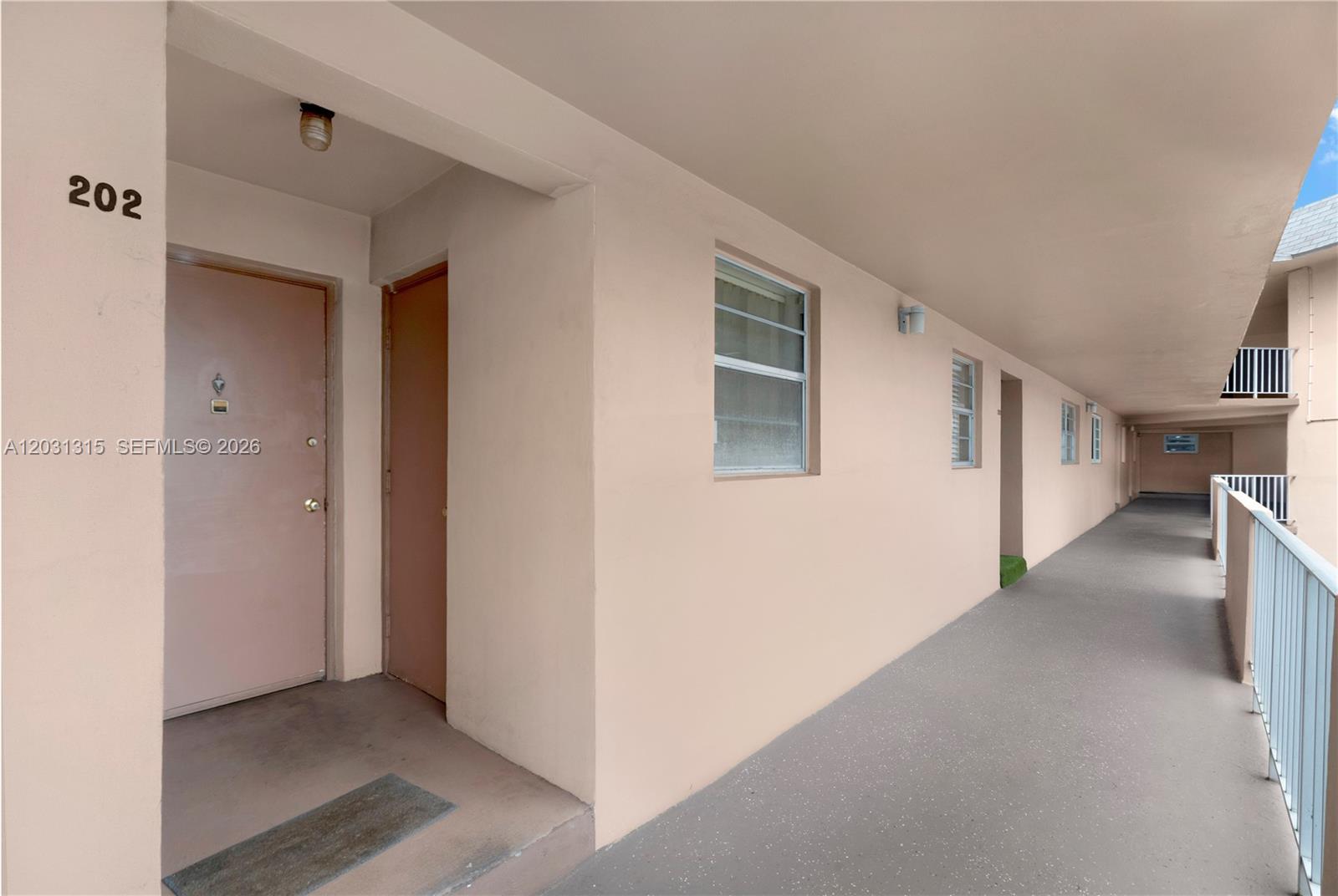 TALLWOOD WEST CONDO - Residential