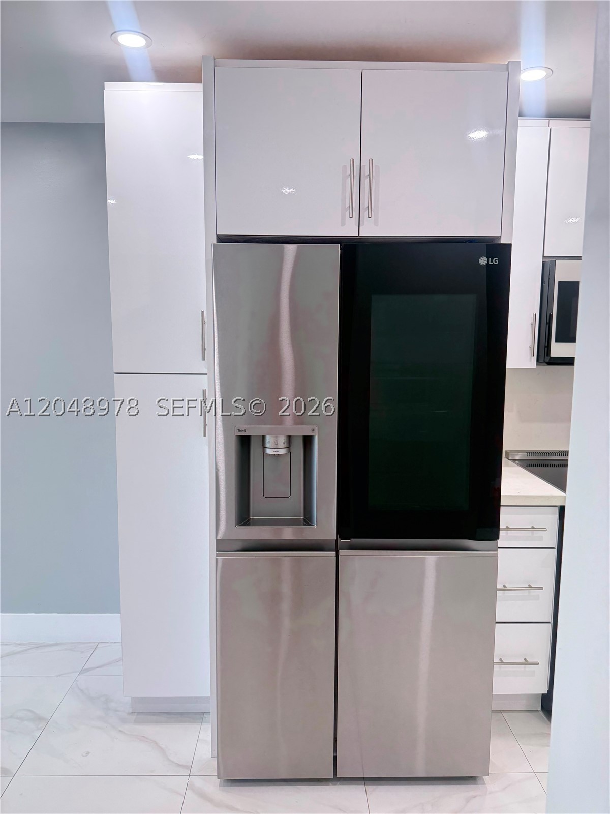 RIO CRISTAL CONDO - Residential Lease