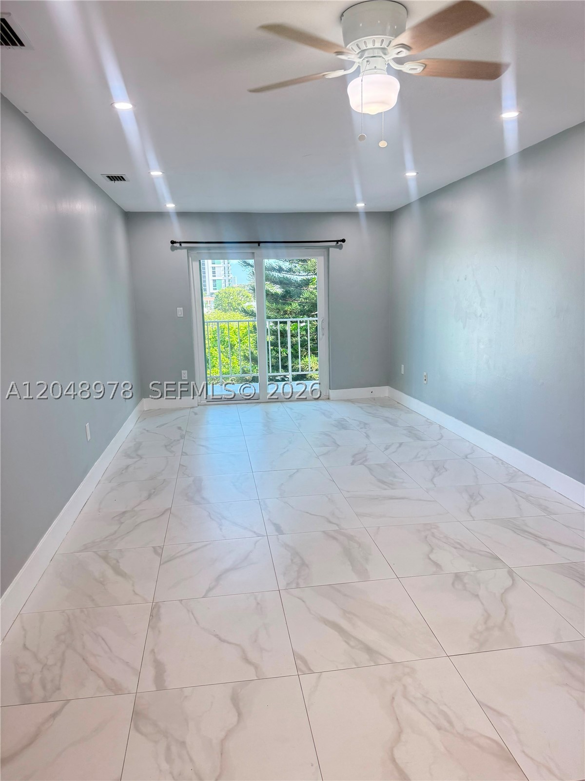 RIO CRISTAL CONDO - Residential Lease