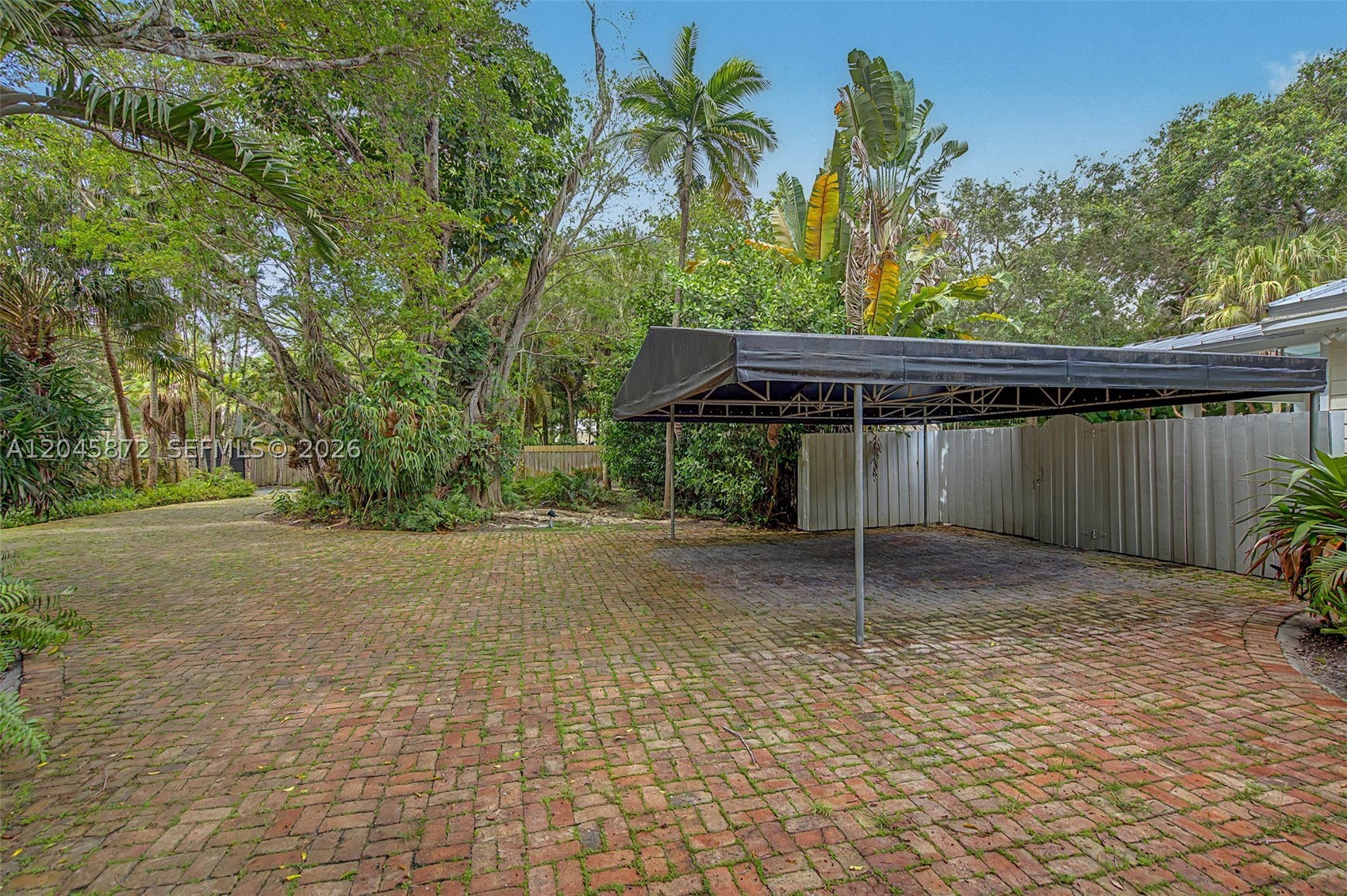 UNPLATTED - Residential