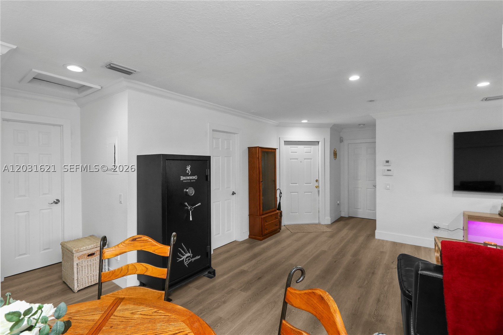 LAKES MEADOW VILG HOMES C - Residential
