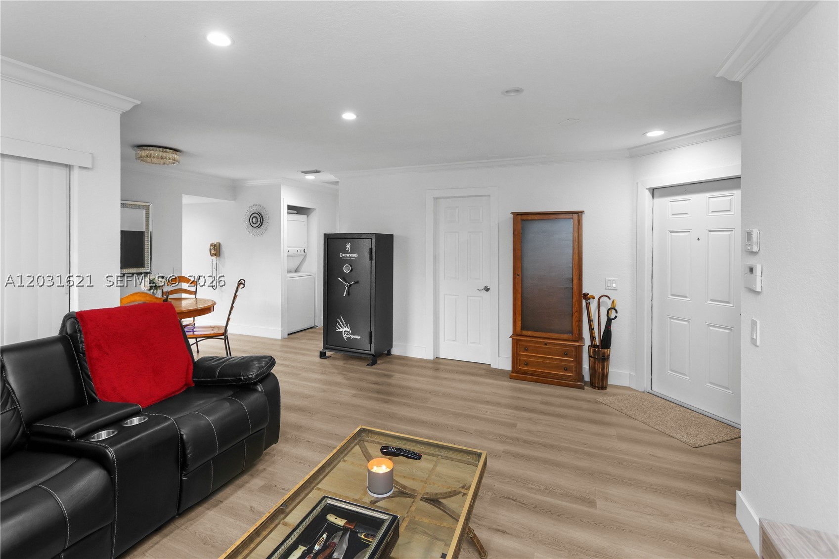 LAKES MEADOW VILG HOMES C - Residential