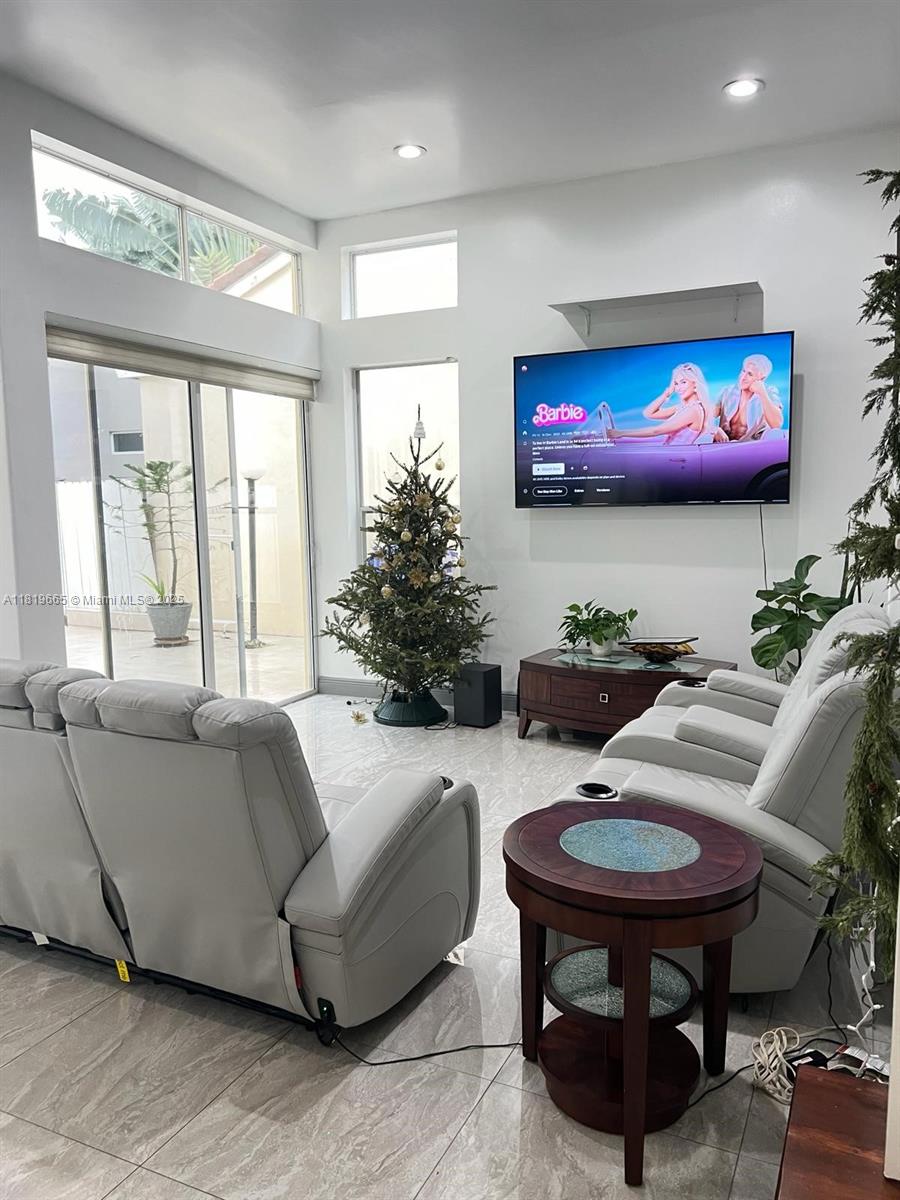 WEST LAKE VILLAGE PLAT - Residential