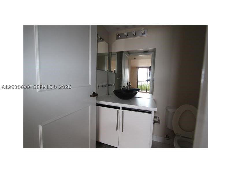 BRICKELL KEY II CONDO - Residential Lease
