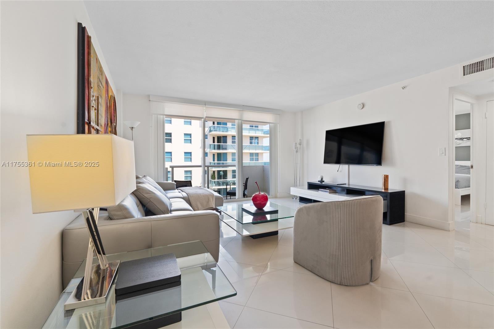 CARLISLE ON THE OCEAN CON - Residential