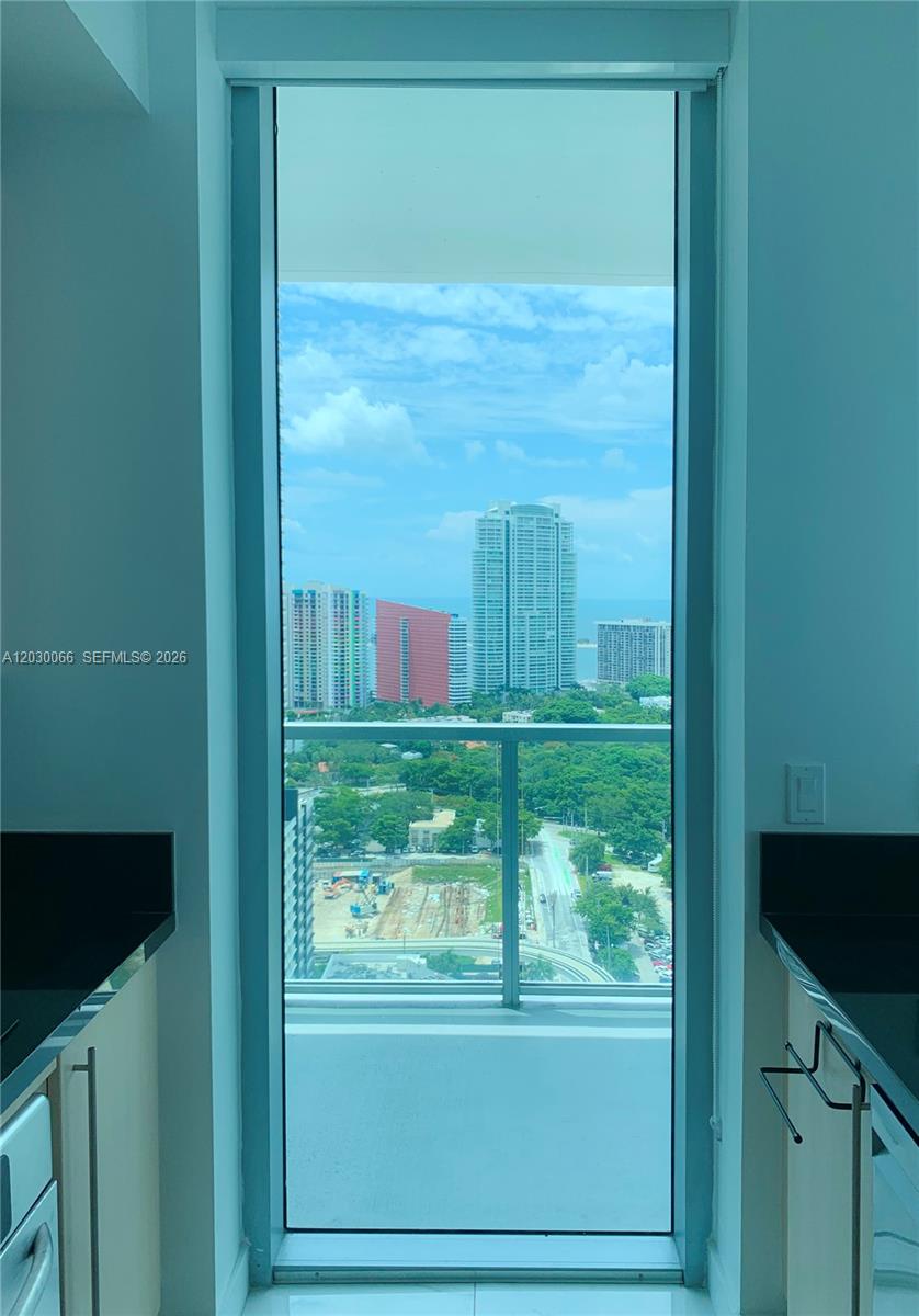 THE AXIS ON BRICKELL - Residential Lease