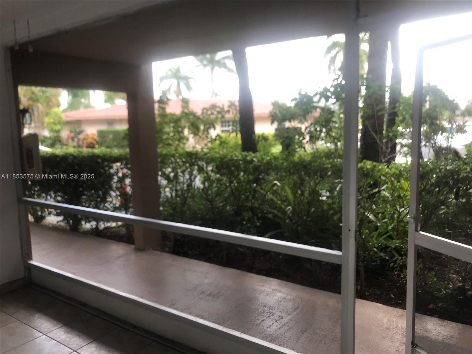 PARADISE VILLAS CONDO - Residential