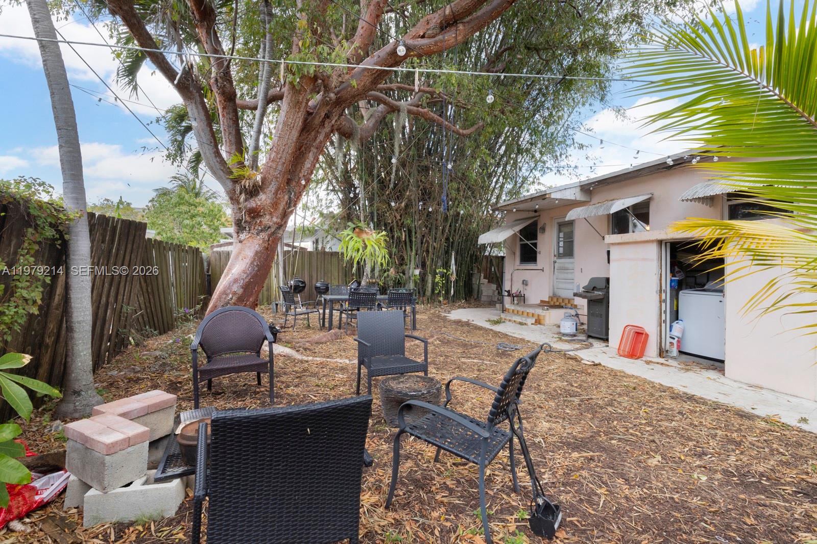 SOUTH BAY ESTATES - Residential